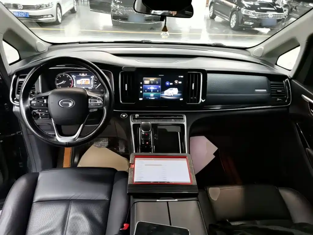 GAC Motor Trumpchi M8 — фото 10