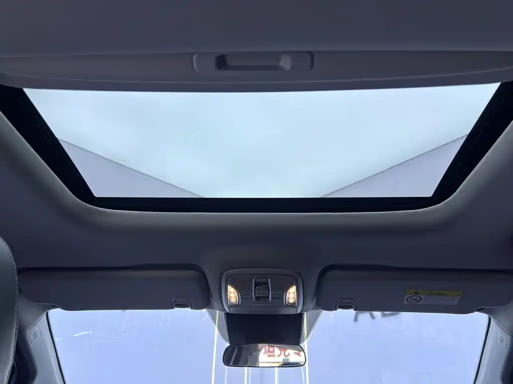 GAC Motor Trumpchi M6 — фото 16