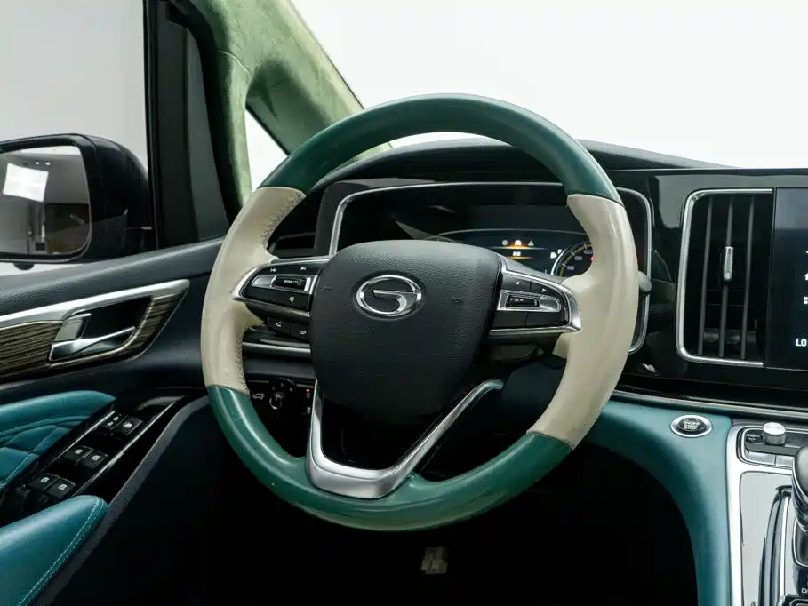 GAC Motor Trumpchi M8 — фото 18