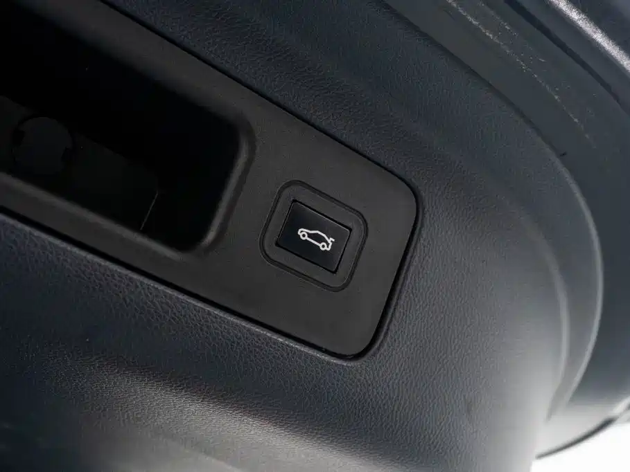 GAC Motor Trumpchi M8 — фото 21