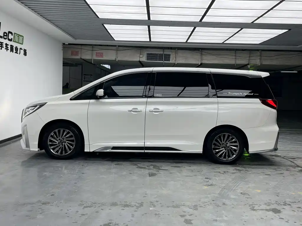 GAC Motor Trumpchi M8 — фото 7