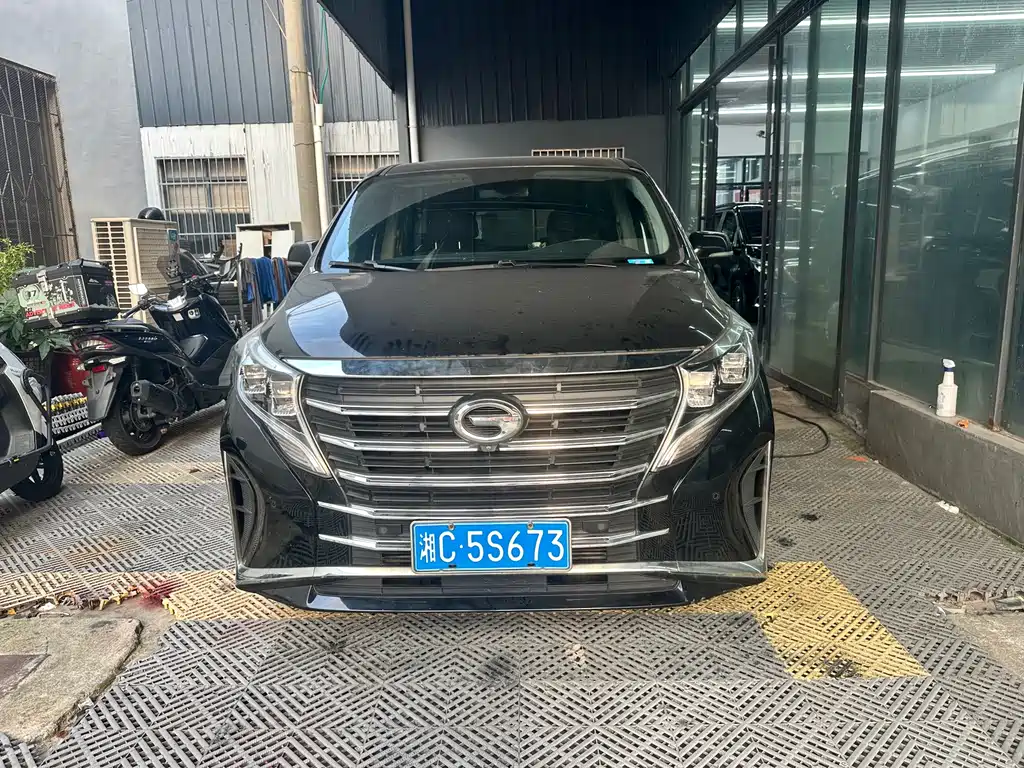 GAC Motor Trumpchi M8 — фото 2