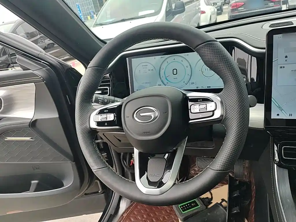 GAC Motor Trumpchi GS8 — фото 11