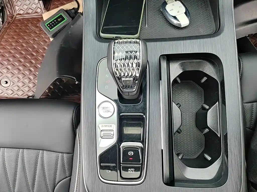 GAC Motor Trumpchi GS8 — фото 14