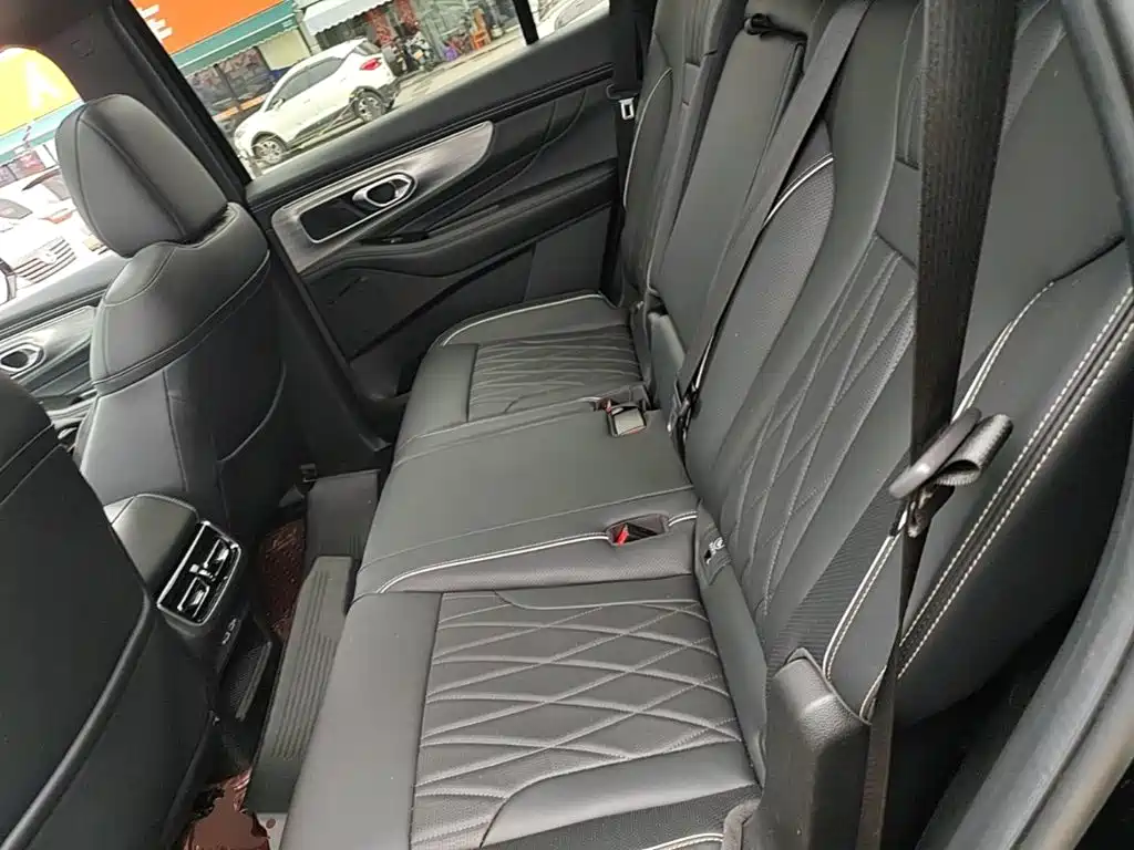 GAC Motor Trumpchi GS8 — фото 17