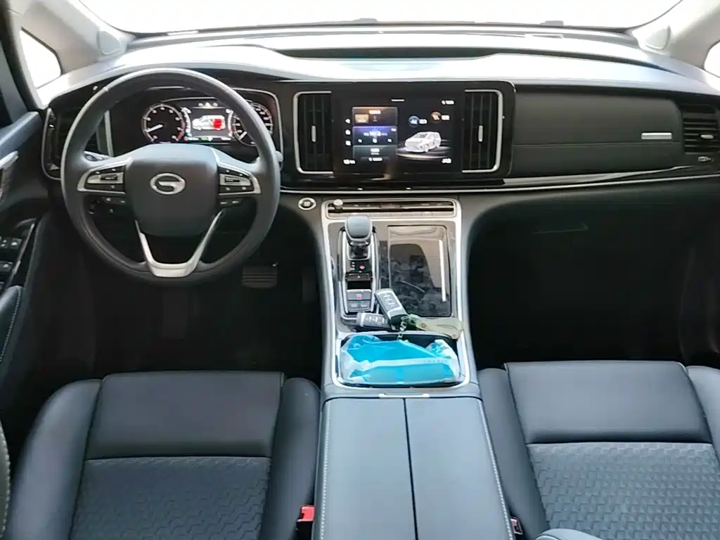 GAC Motor Trumpchi M8 — фото 10