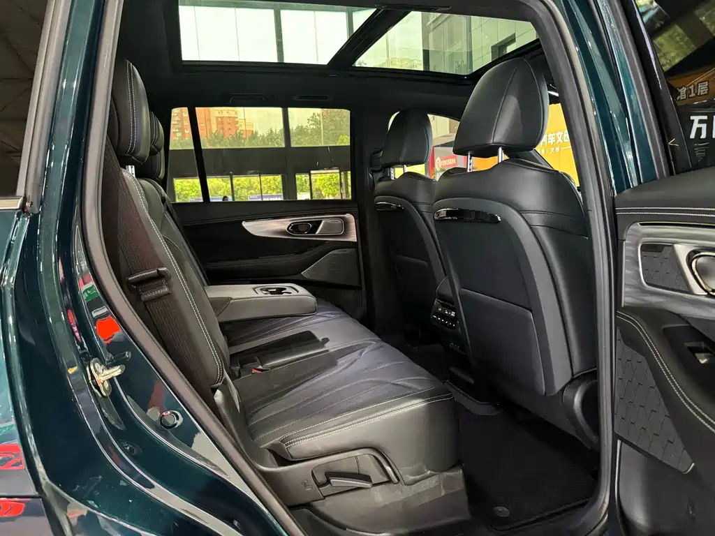 GAC Motor Trumpchi ES9 — фото 11