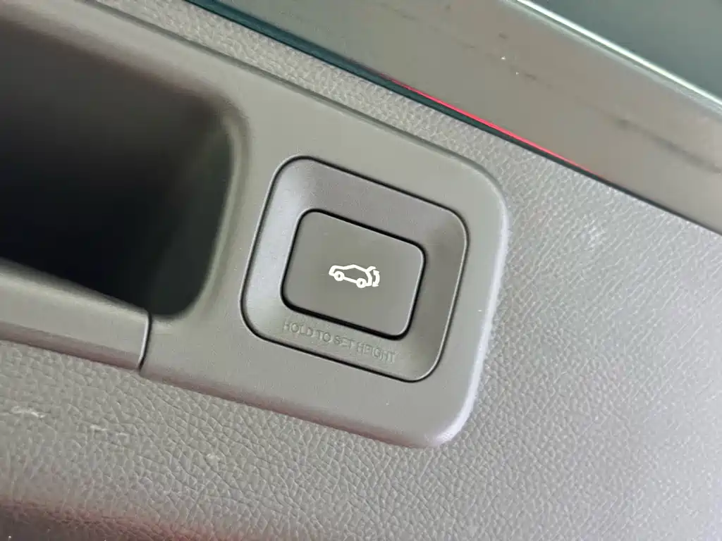 GAC Motor Trumpchi ES9 — фото 23