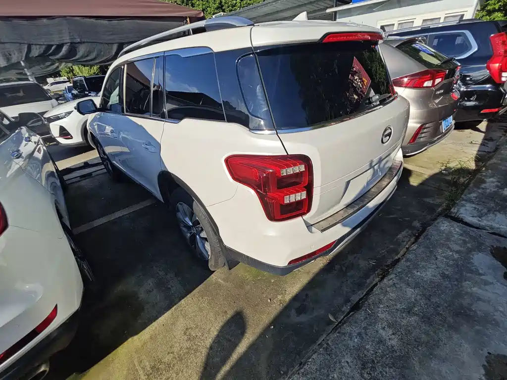 GAC Motor Trumpchi GS8 — фото 15