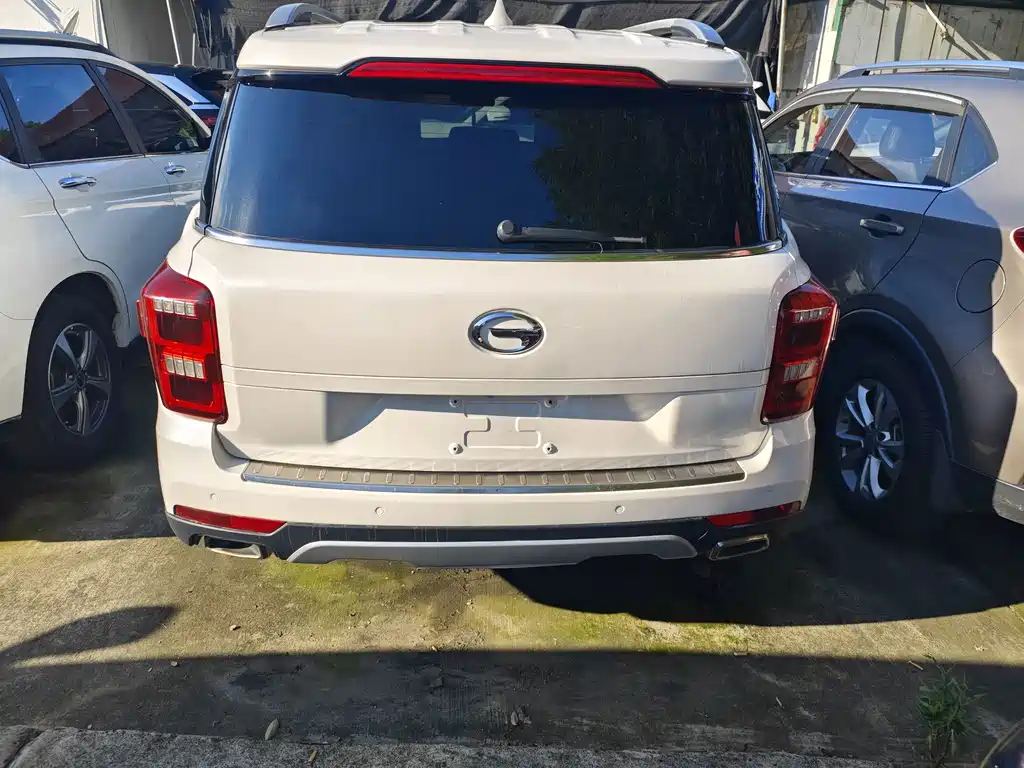 GAC Motor Trumpchi GS8 — фото 16