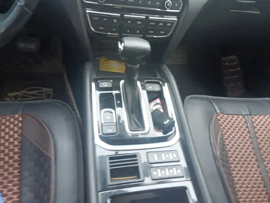 GAC Motor Trumpchi GS8 — фото 16