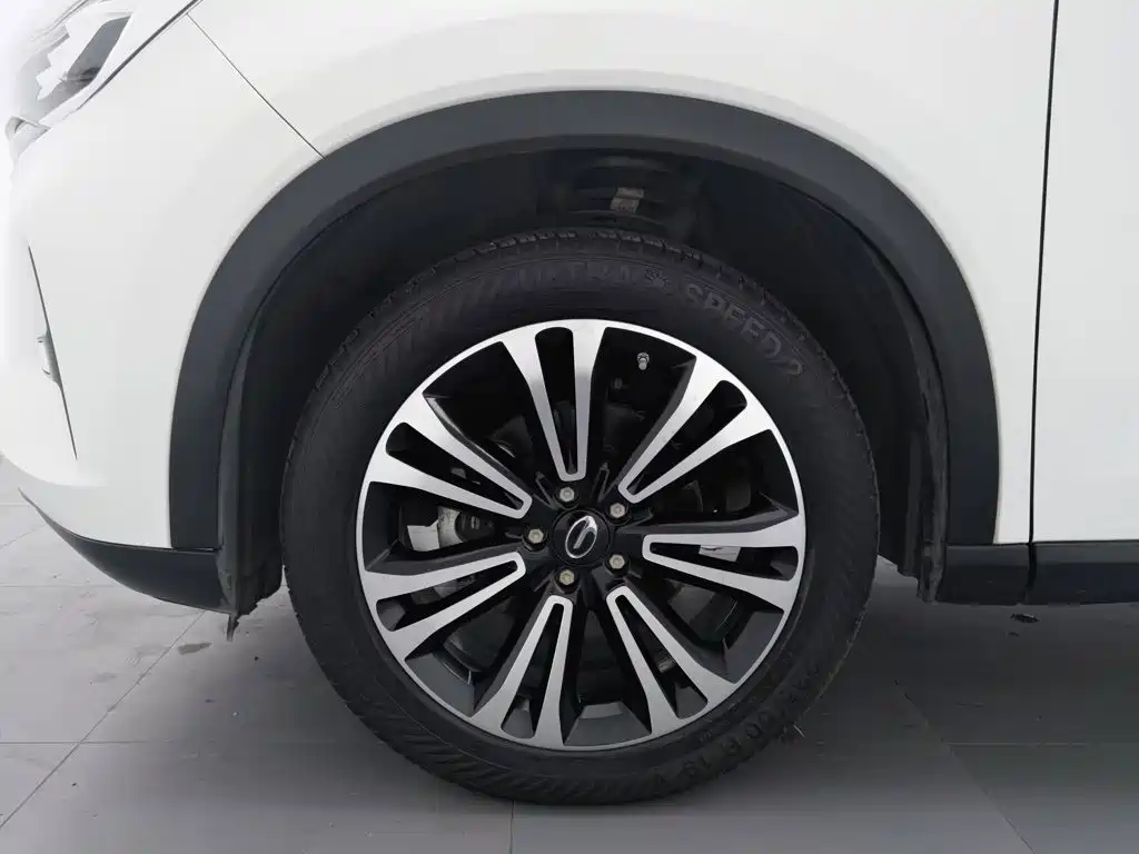 GAC Motor Trumpchi GS5 — фото 17