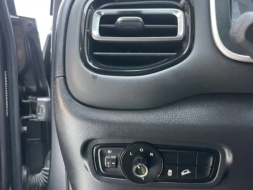GAC Motor Trumpchi GS3 — фото 15