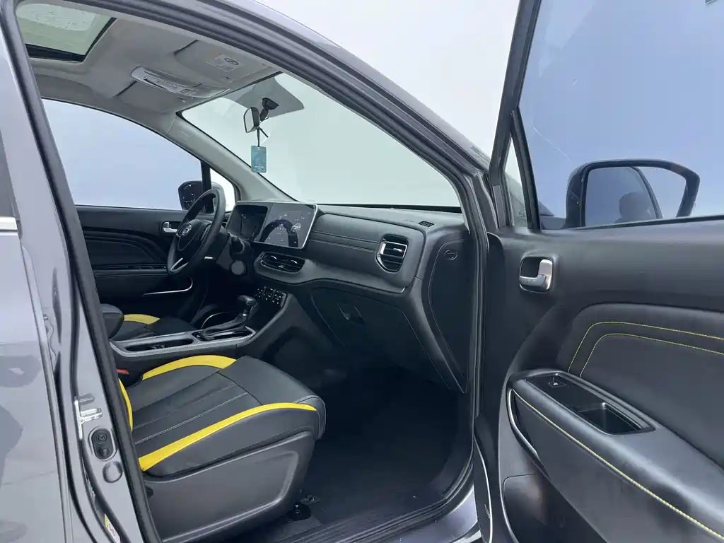 GAC Motor Trumpchi GS3 — фото 28