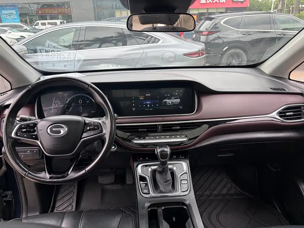 GAC Motor Trumpchi M6 — фото 17