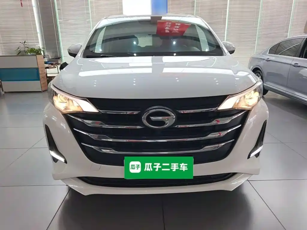 GAC Motor Trumpchi M6 — фото 3