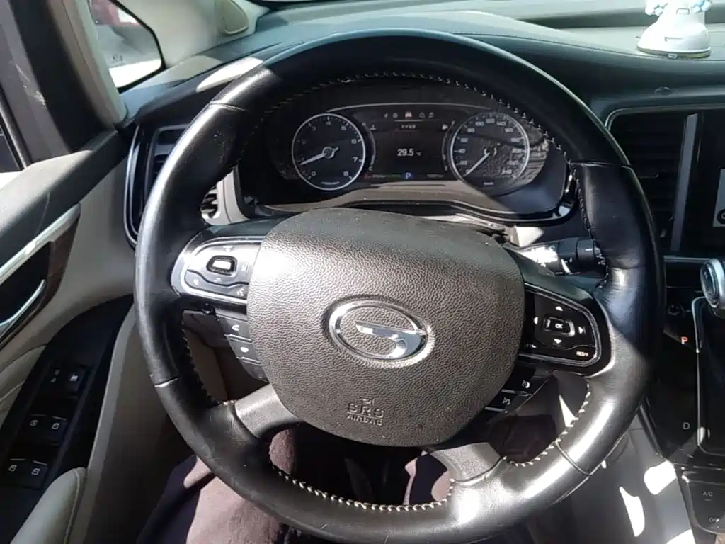 GAC Motor Trumpchi M8 — фото 11