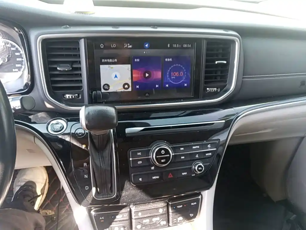 GAC Motor Trumpchi M8 — фото 13