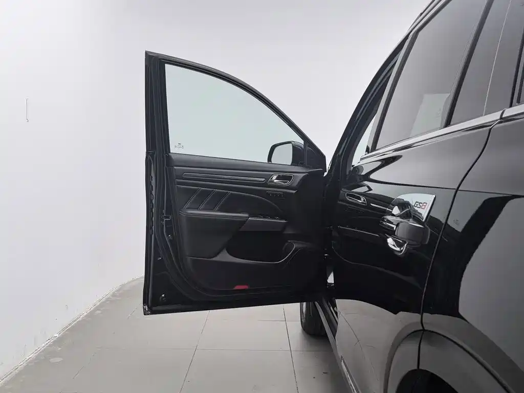 GAC Motor Trumpchi GS8 — фото 8