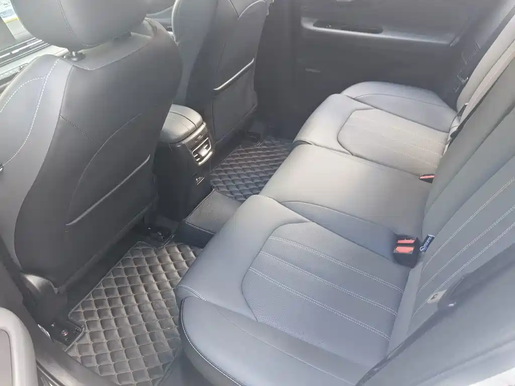 GAC Motor Shadow Leopard — фото 11