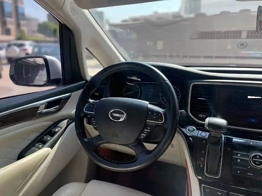 GAC Motor Trumpchi M8 — фото 3