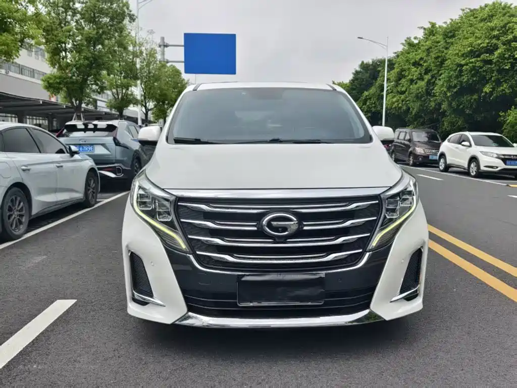 GAC Motor Trumpchi M8 — фото 22