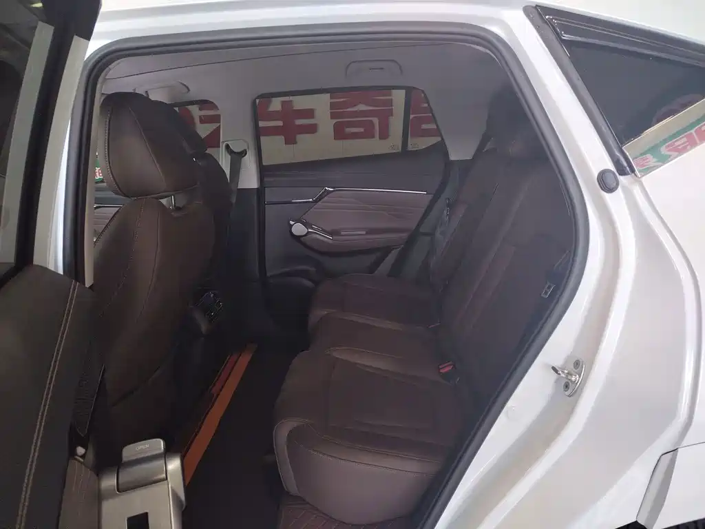 GAC Motor Trumpchi GS4 — фото 8