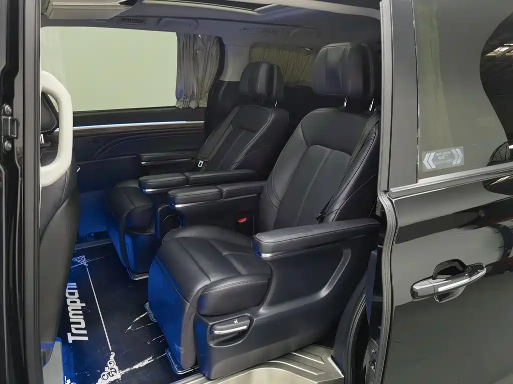 GAC Motor Trumpchi M8 — фото 15