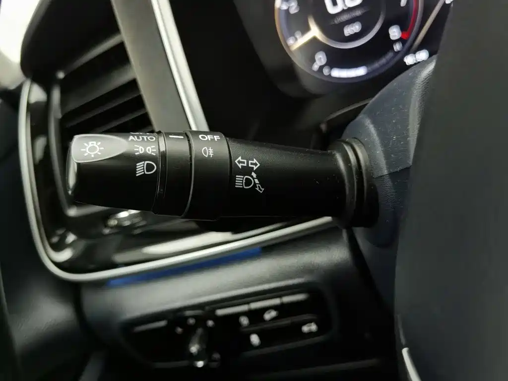 GAC Motor Trumpchi M8 — фото 21