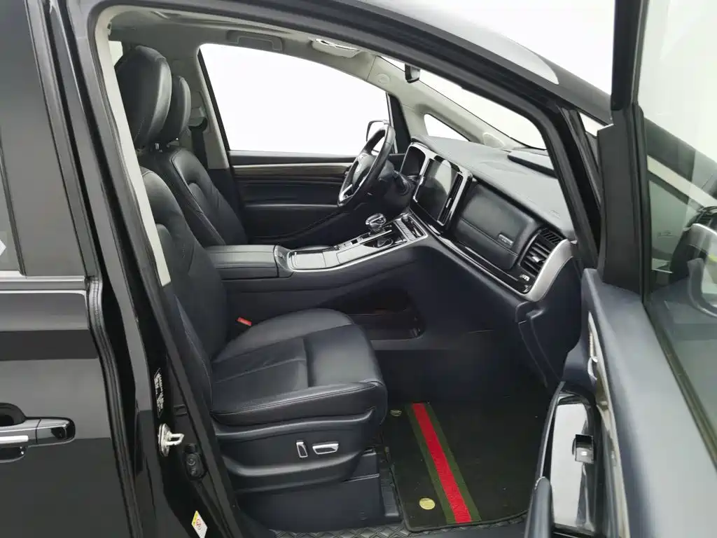 GAC Motor Trumpchi M8 — фото 23