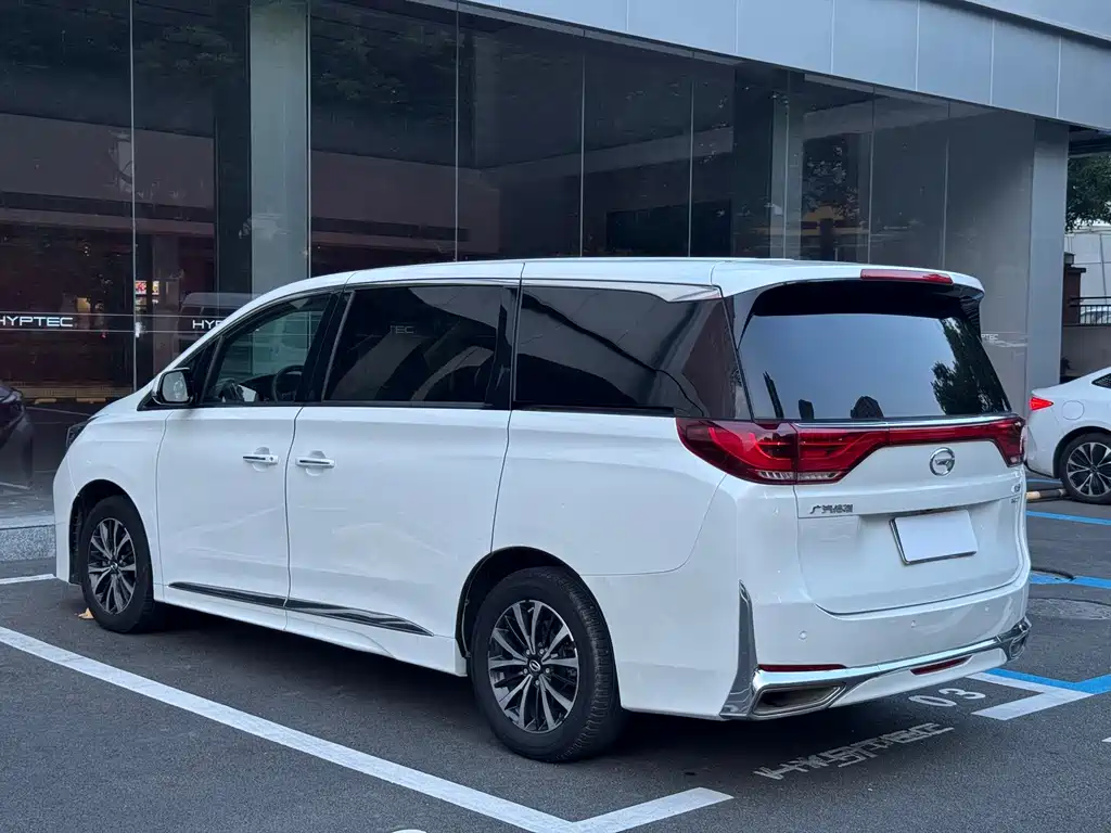 GAC Motor Trumpchi M8 — фото 9