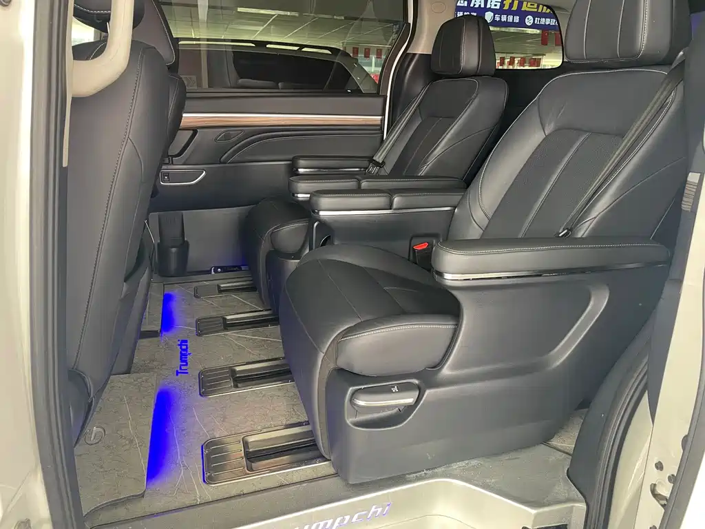 GAC Motor Trumpchi M8 — фото 14