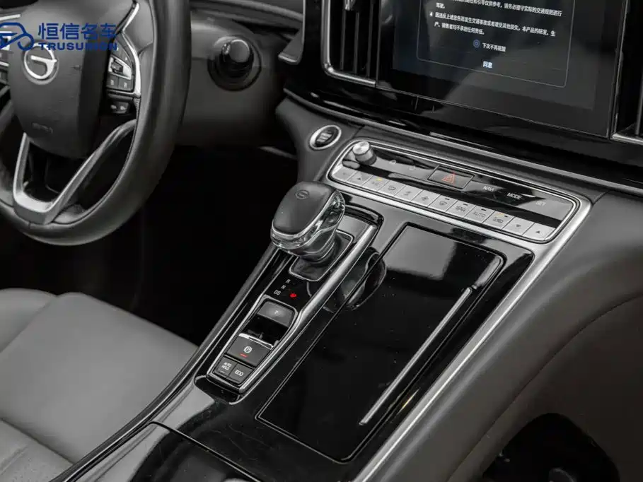 GAC Motor Trumpchi M8 — фото 20