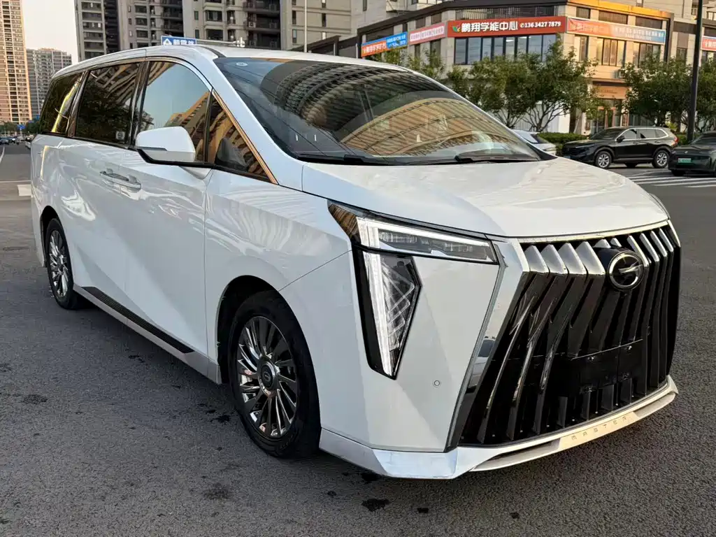 GAC Motor Trumpchi M8 — фото 3