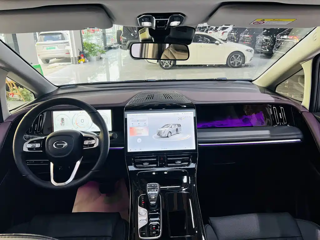 GAC Motor Trumpchi M8 — фото 15