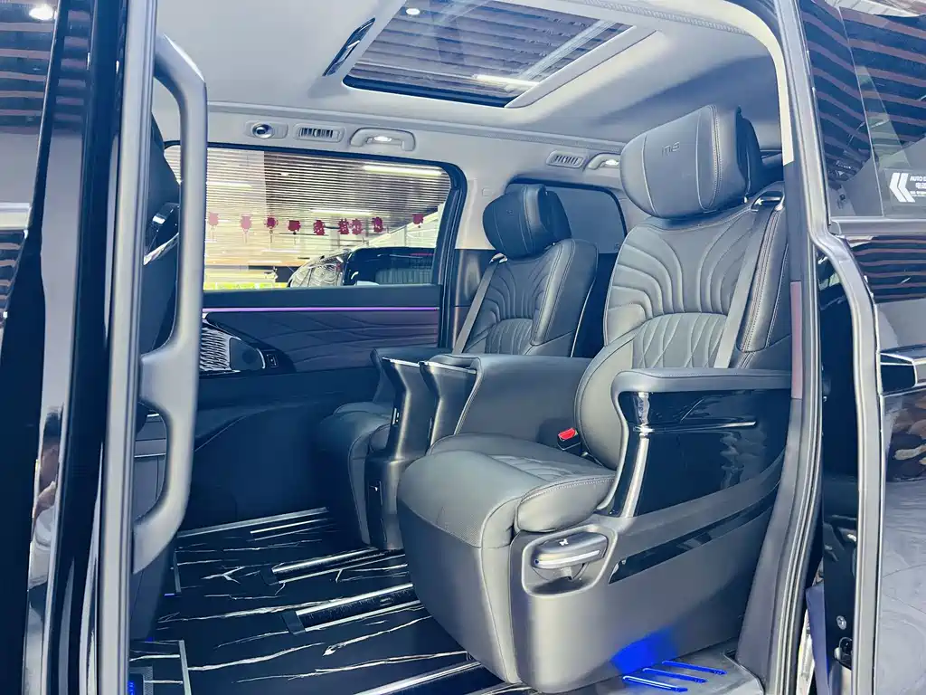 GAC Motor Trumpchi M8 — фото 9
