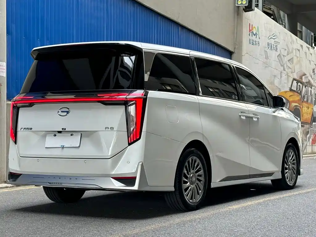 GAC Motor Trumpchi M8 — фото 5