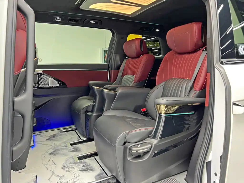 GAC Motor Trumpchi M8 — фото 15