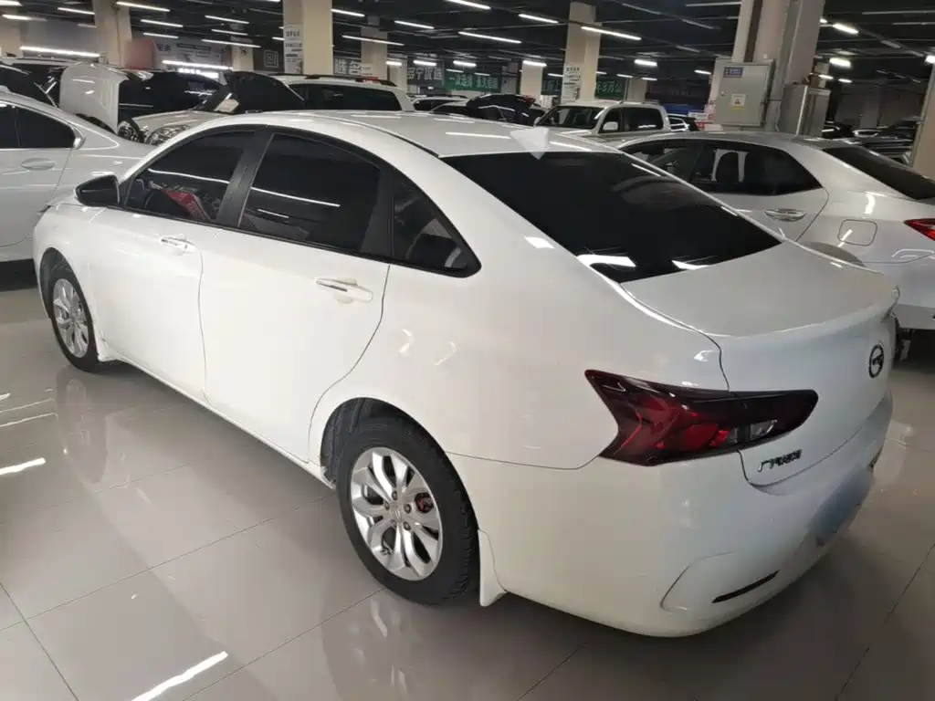 GAC Motor Trumpchi GA4 — фото 5