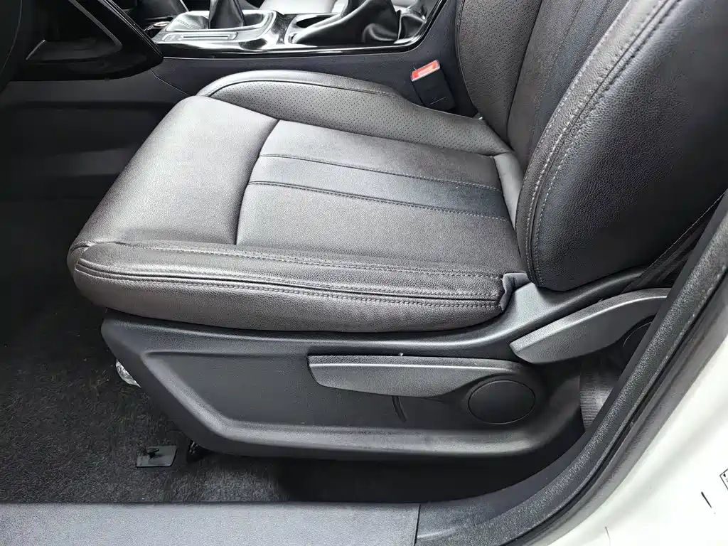 GAC Motor Trumpchi GS4 — фото 20