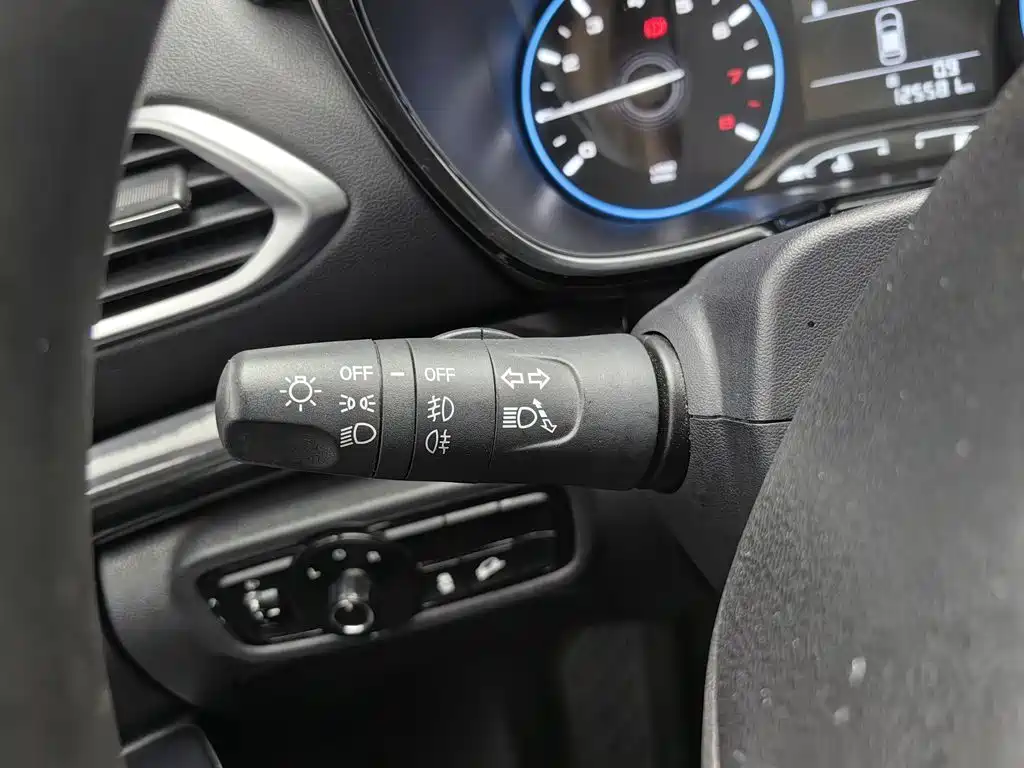 GAC Motor Trumpchi GS4 — фото 21