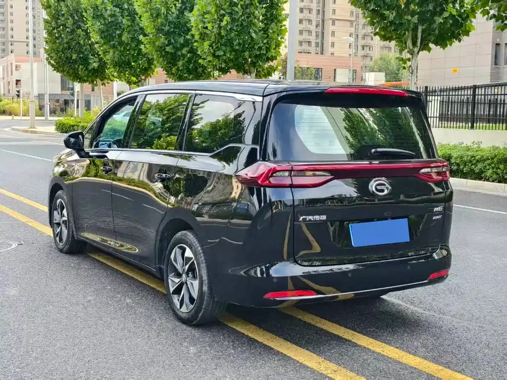 GAC Motor Trumpchi M6 — фото 10
