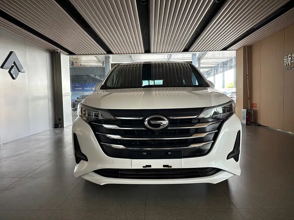 GAC Motor Trumpchi M6 — фото 2