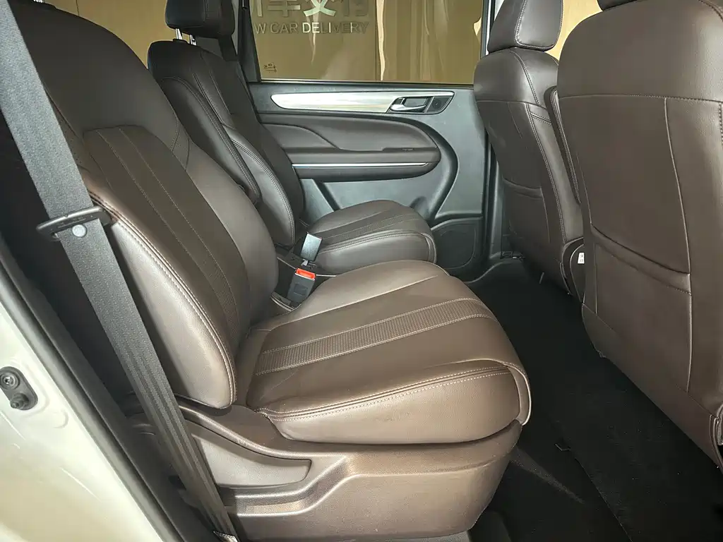 GAC Motor Trumpchi M6 — фото 14