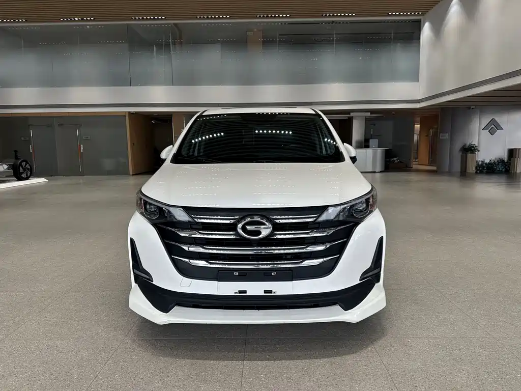 GAC Motor Trumpchi M6 — фото 2