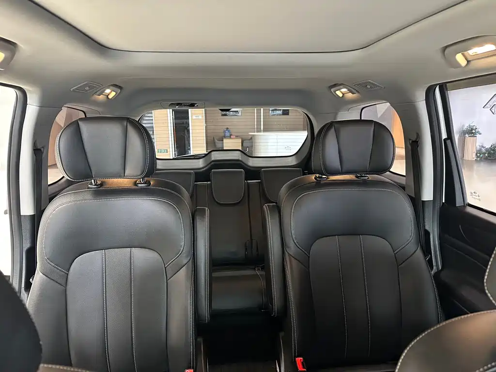 GAC Motor Trumpchi M6 — фото 13