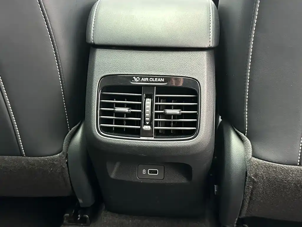 GAC Motor Trumpchi GS4 — фото 15