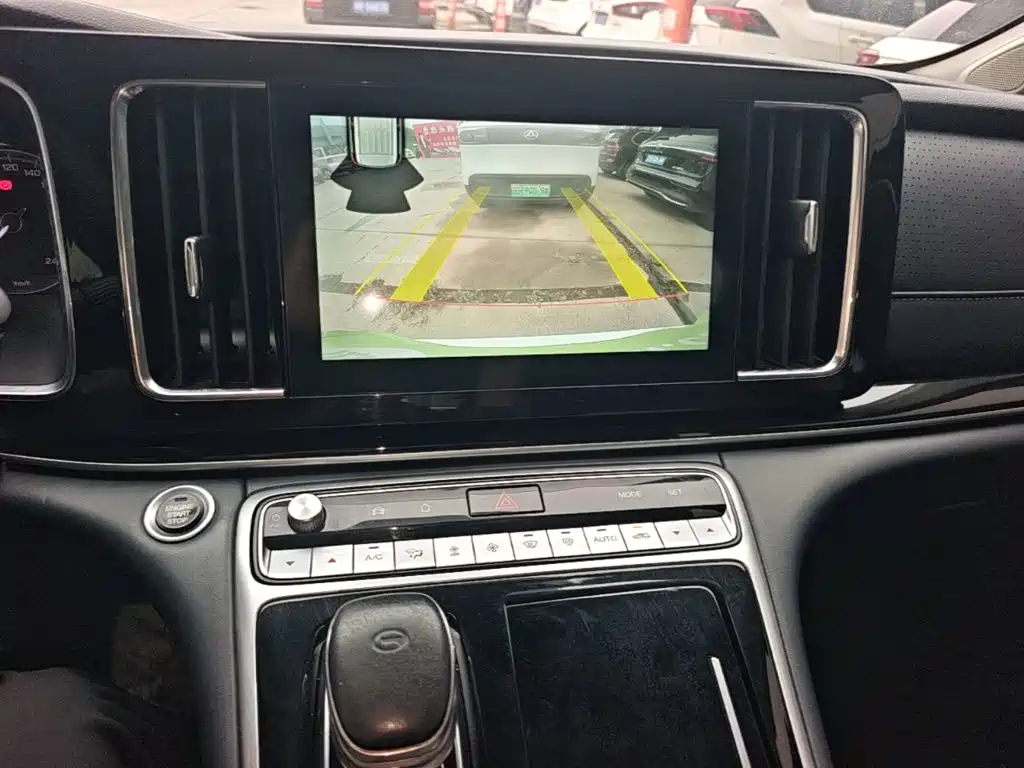 GAC Motor Trumpchi M8 — фото 13