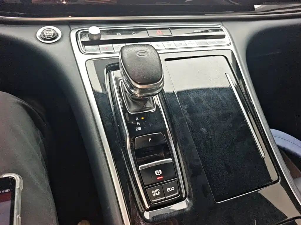 GAC Motor Trumpchi M8 — фото 14