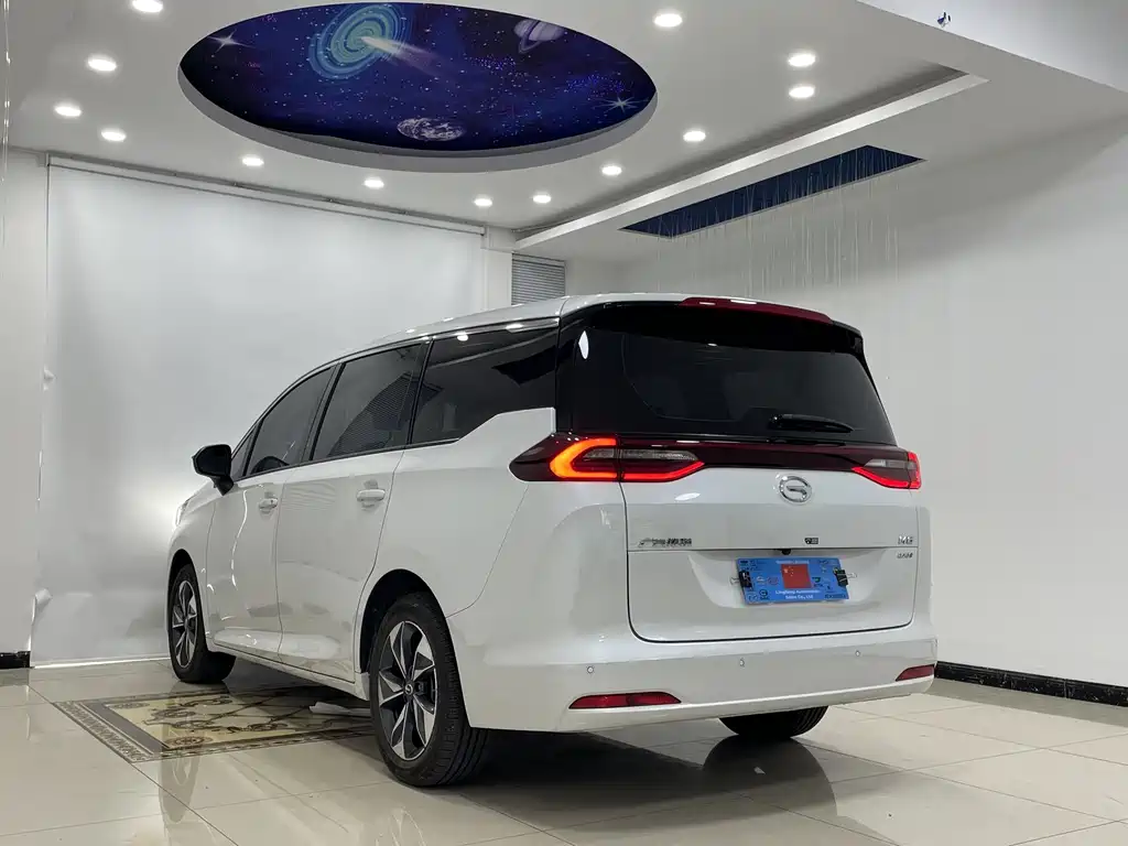 GAC Motor Trumpchi M6 — фото 19